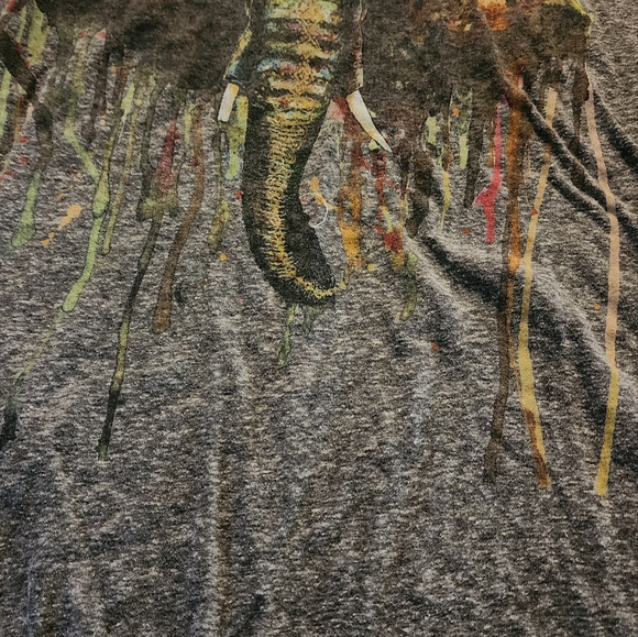 Elephant size large shirt - Picture 2 of 3